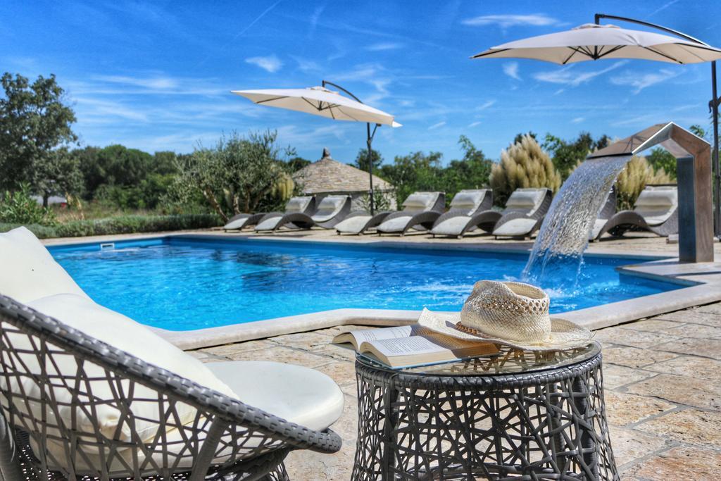 Spacious Villa With Pool, Indoor Jacuzzi And Sauna Near Porec Višnjan Exteriör bild